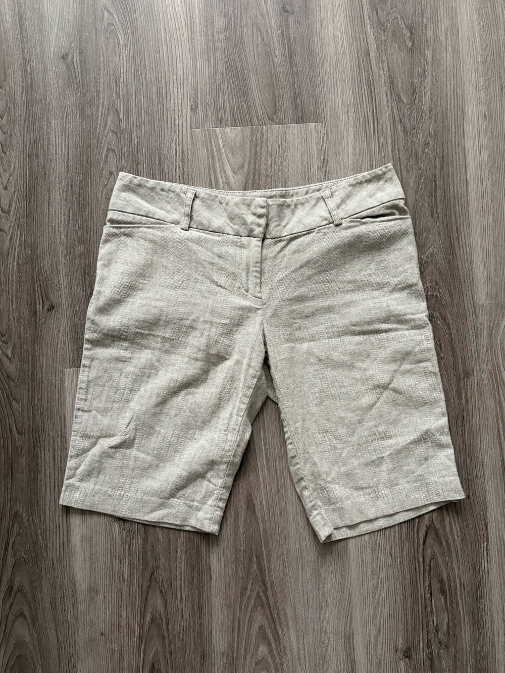 Vintage Made in USA Forever 21 Light Gray Linen-Style Bermuda Shorts